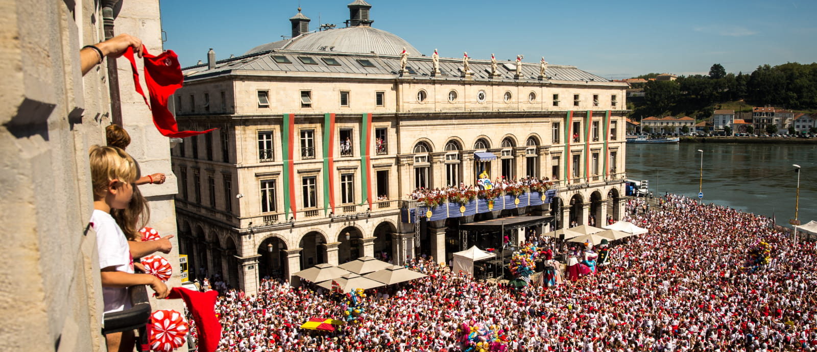 reveil-leon-bayonne fete